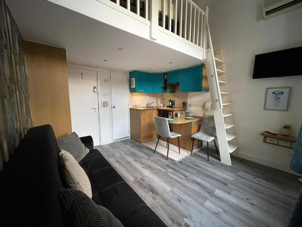 Portobello Road Artistic Studios 'Budget' Λονδίνο Δωμάτιο φωτογραφία