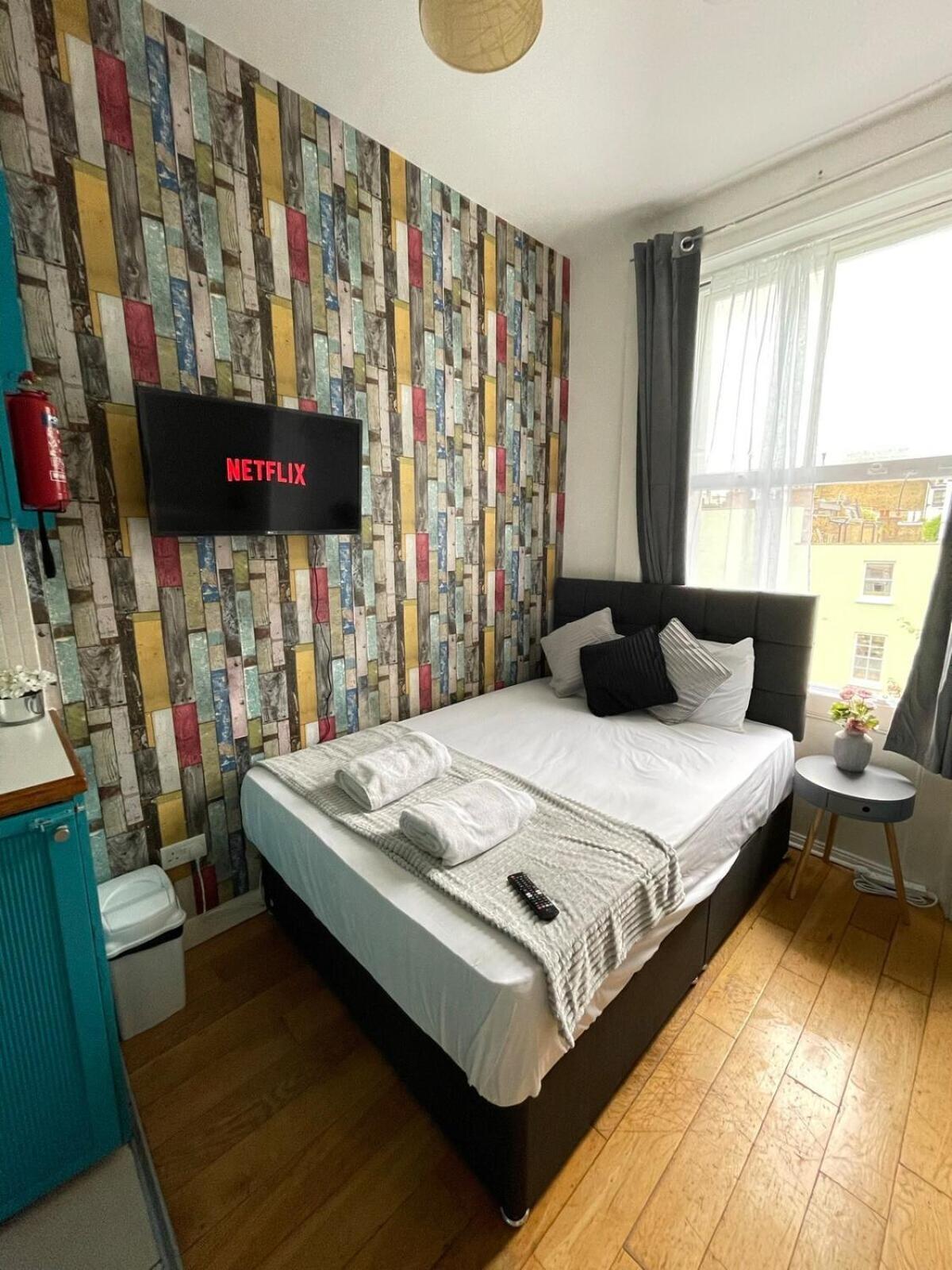 Portobello Road Artistic Studios 'Budget' Λονδίνο Δωμάτιο φωτογραφία