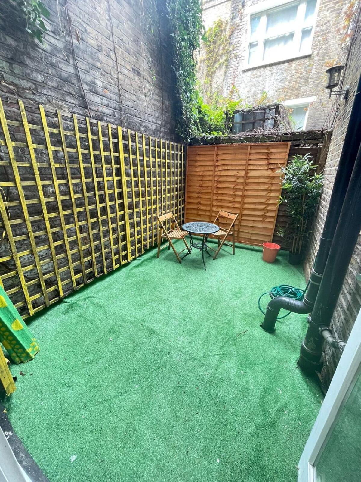 Portobello Road Artistic Studios 'Budget' Λονδίνο Δωμάτιο φωτογραφία