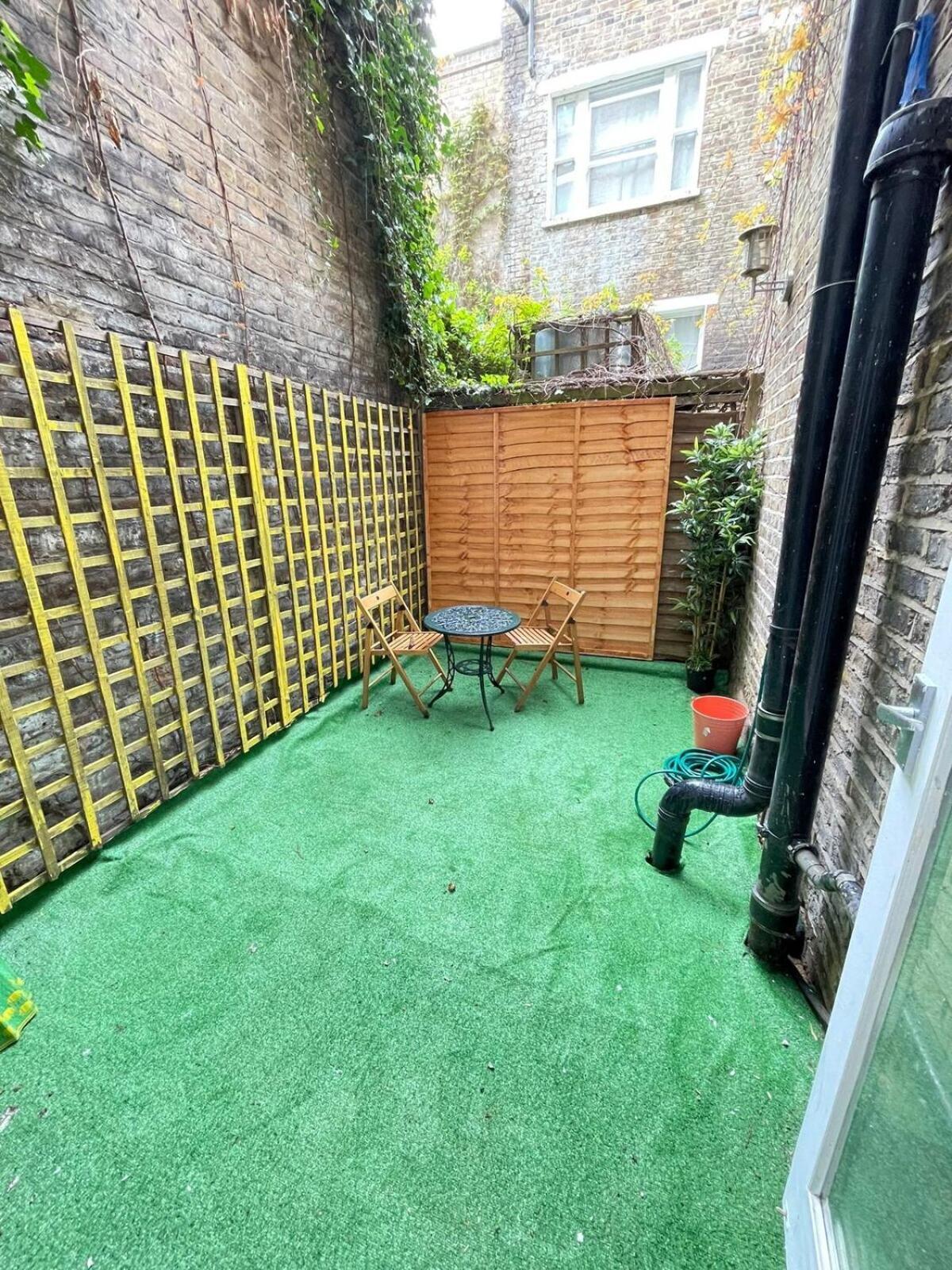 Portobello Road Artistic Studios 'Budget' Λονδίνο Δωμάτιο φωτογραφία